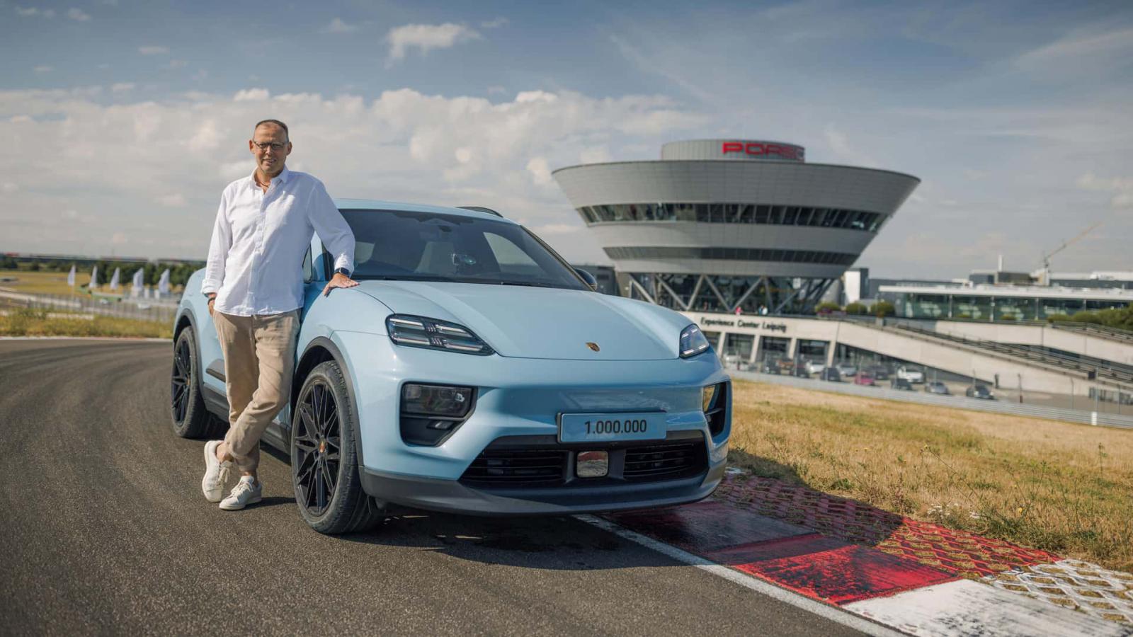 Η Porsche μόλις κατασκεύασε την εκατομμυριοστή Macan!
